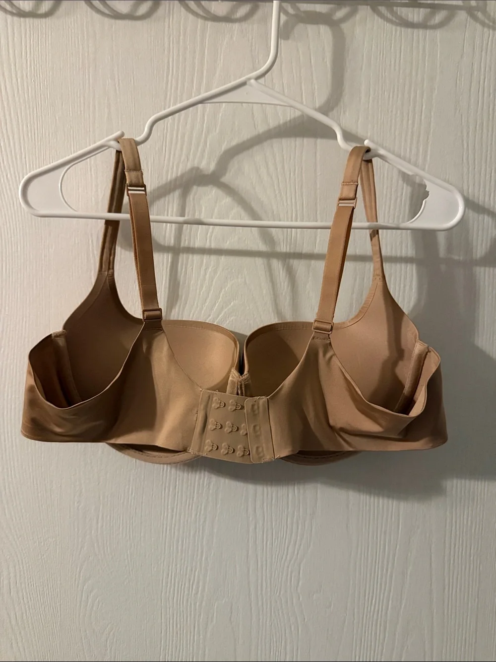 SKIMS Balconette Push up bra - Picture 2 of 3